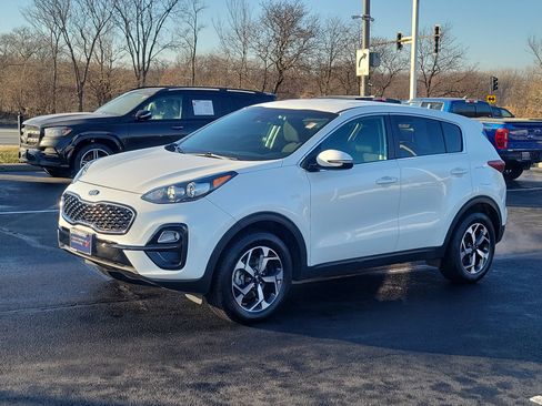 Used 2021 Kia Sportage LX w/ LX AWD Popular Package image 3