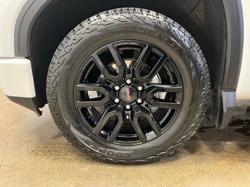 Used 2021 GMC Sierra 1500 Elevation w/ X31 Off-Road Package image 29