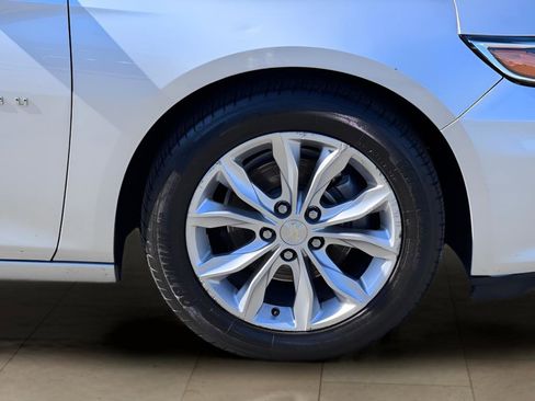 Used 2020 Chevrolet Malibu LT FWD image 37