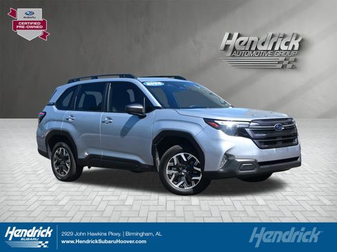 Certified 2025 Subaru Forester Premium AWD/4WD image 1