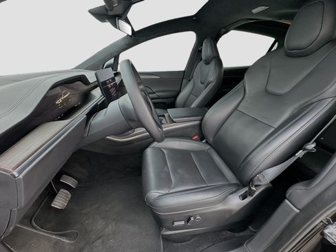 Used 2024 Tesla Model X AWD/4WD image 13