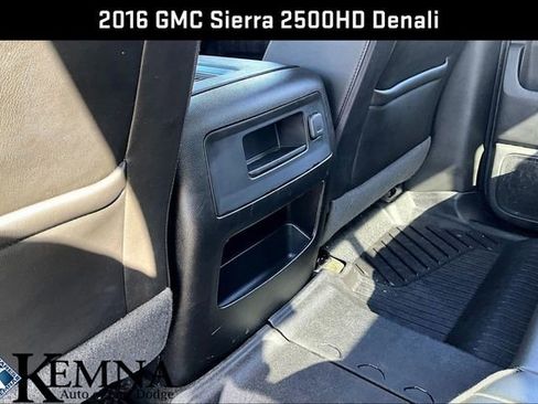 Used 2016 GMC Sierra 2500 Denali image 12