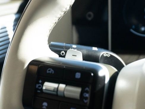 Used 2024 Hyundai Santa Fe Calligraphy image 37