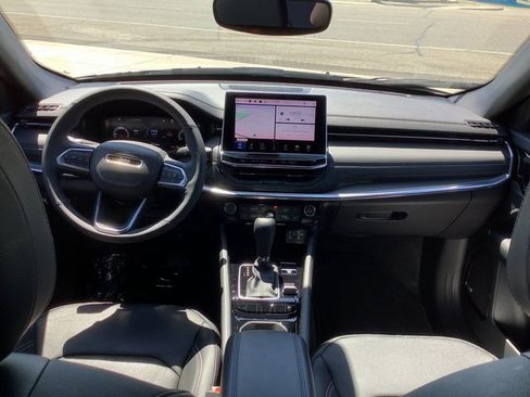 Used 2023 Jeep Compass High Altitude w/ Driver Assist Group I image 6