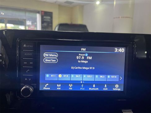 Used 2025 Nissan Kicks S w/ Charging Package image 18