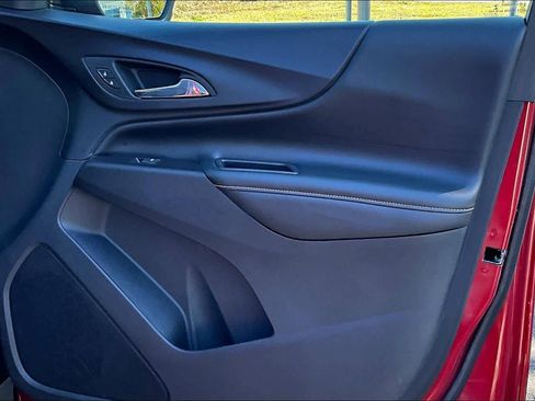 Used 2020 Chevrolet Equinox Premier image 26