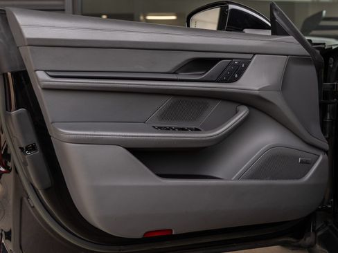 Certified 2023 Porsche Taycan RWD image 18