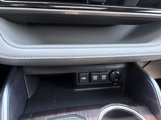 Used 2021 Toyota Highlander Limited AWD/4WD image 32