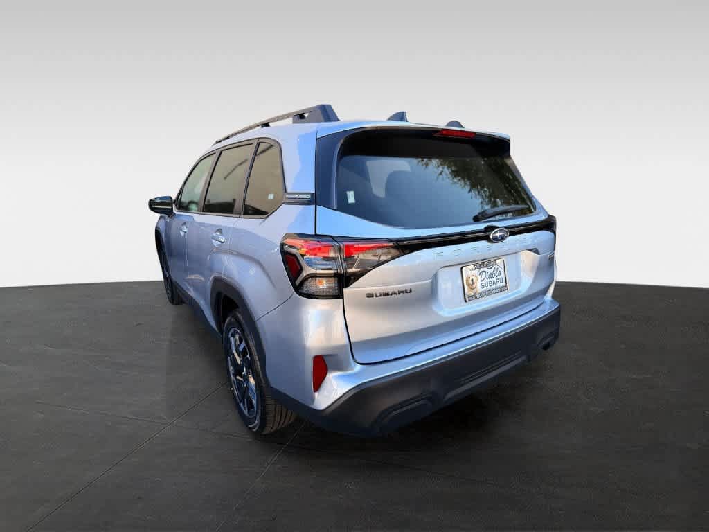 New 2026 Subaru Forester Touring AWD/4WD image 4