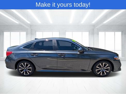 Used 2023 Honda Civic EX image 2