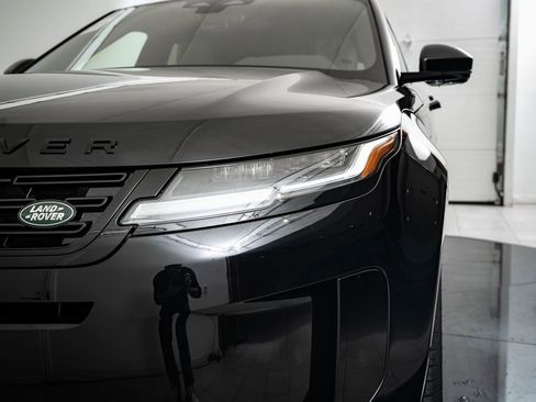 New 2026 Land Rover Range Rover Evoque S image 15