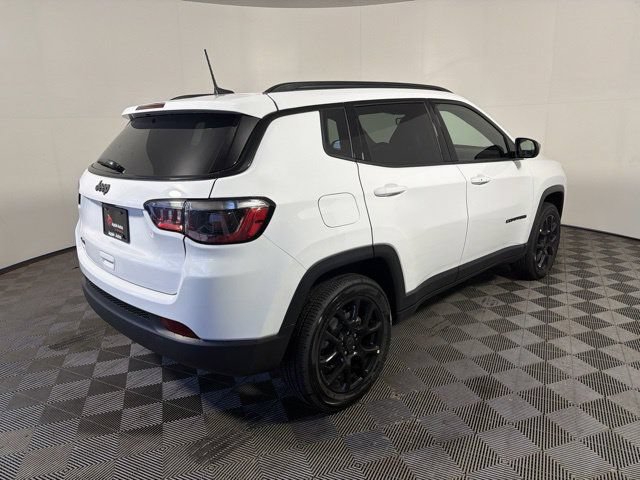 New 2026 Jeep Compass Latitude AWD/4WD image 12