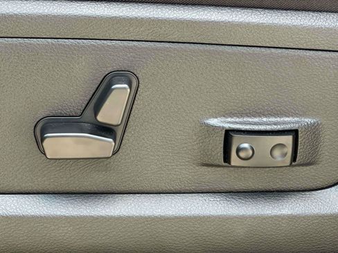 Used 2025 RAM 2500 Laramie w/ Night Edition AWD/4WD image 16