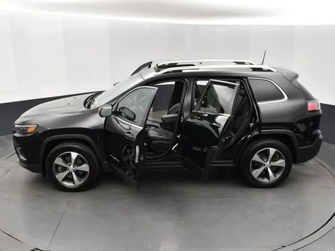 Used 2020 Jeep Cherokee Limited AWD/4WD image 7