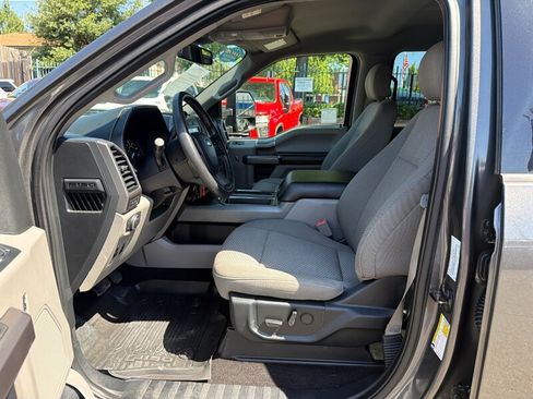 Used 2019 Ford F150 XLT w/ Equipment Group 302A Luxury AWD/4WD image 15
