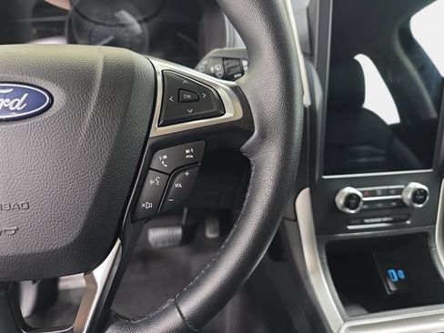 Certified 2024 Ford Edge SEL AWD/4WD image 15