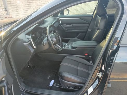 Used 2025 MAZDA CX-50 AWD 2.5 S w/ Preferred Package image 4