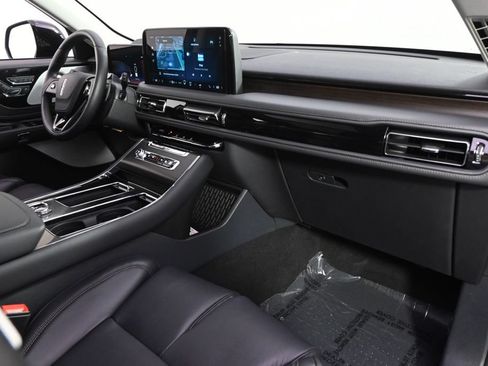New 2026 Lincoln Aviator Reserve AWD/4WD image 15