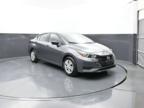 Used 2024 Nissan Versa S w/ Trunk Package FWD image 1