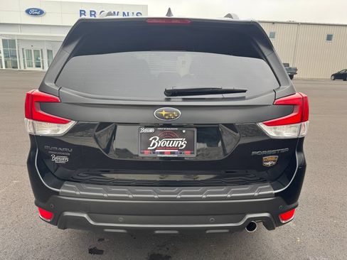 Used 2025 Subaru Forester Wilderness AWD/4WD image 6