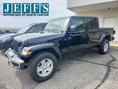 Used 2022 Jeep Gladiator Sport