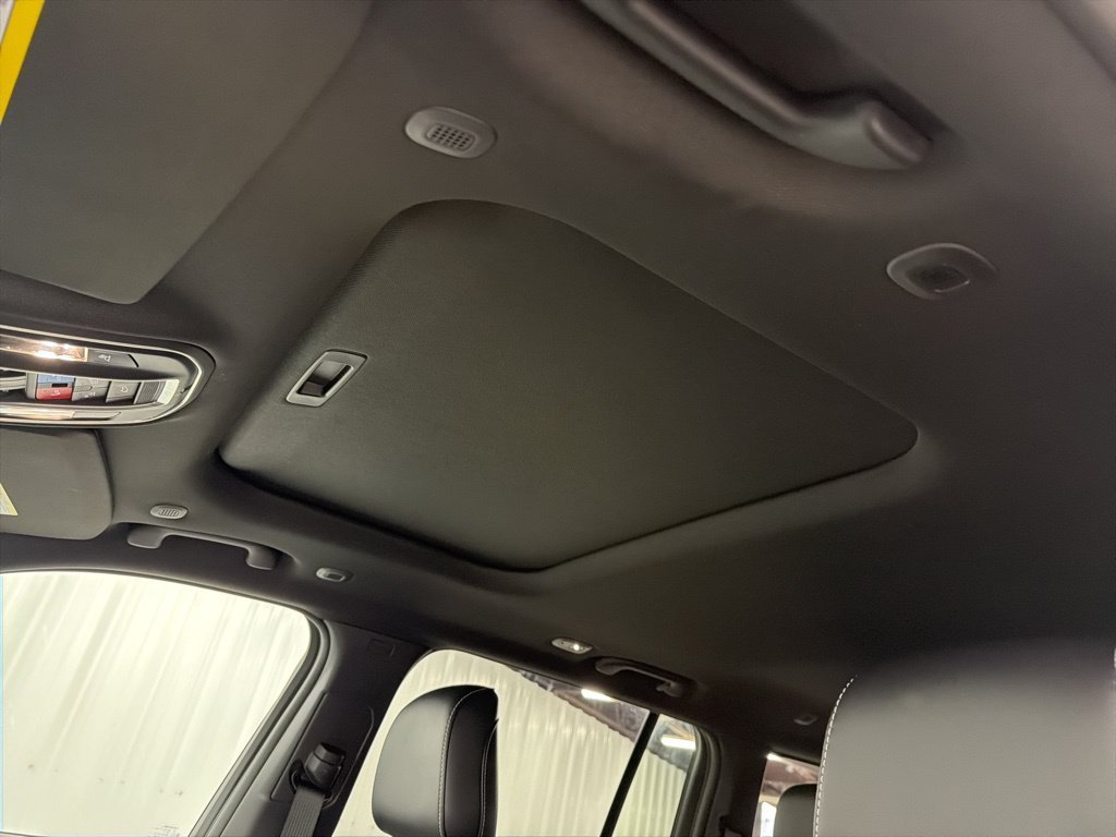 New 2026 Jeep Grand Cherokee Altitude AWD/4WD image 15