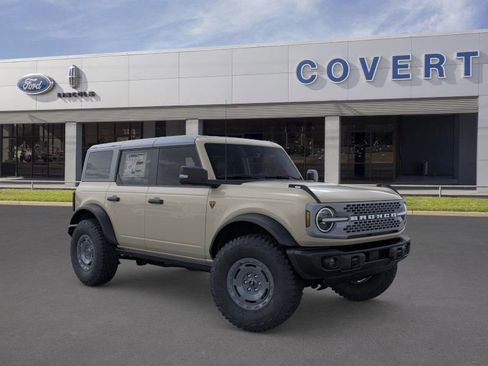 New 2025 Ford Bronco Badlands image 7