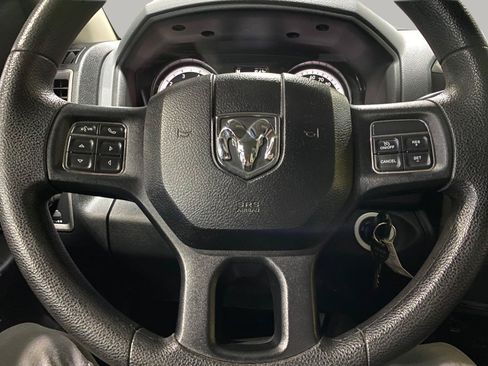 Used 2016 RAM 2500 Tradesman w/ Chrome Appearance Group AWD/4WD image 12