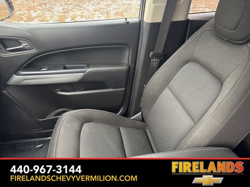 Used 2019 Chevrolet Colorado LT w/ LT Convenience Package image 12
