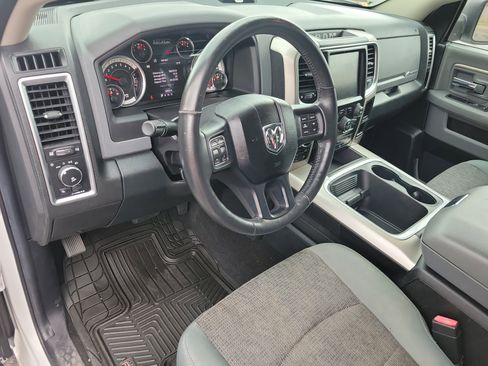 Used 2016 RAM 1500 Big Horn image 3