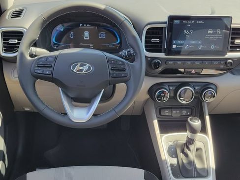 New 2026 Hyundai Venue SEL FWD image 6