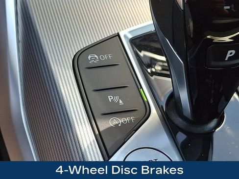 Used 2022 BMW 330i xDrive Sedan w/ Driving Assistance Package AWD/4WD image 18