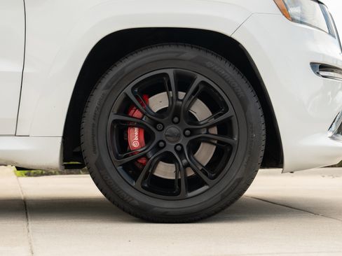 Used 2013 Jeep Grand Cherokee SRT8 AWD/4WD image 28