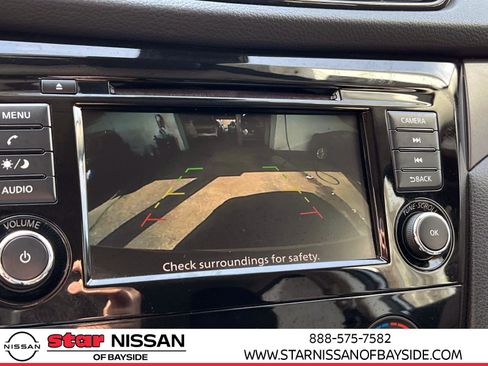 Used 2022 Nissan Rogue Sport S image 26