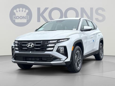 New 2026 Hyundai Tucson Blue SE AWD/4WD image 1