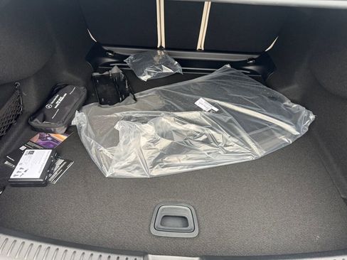 New 2026 Mercedes-Benz E 350 4MATIC Sedan image 18