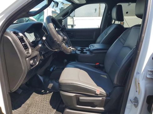 Used 2024 RAM 3500 Tradesman AWD/4WD image 5