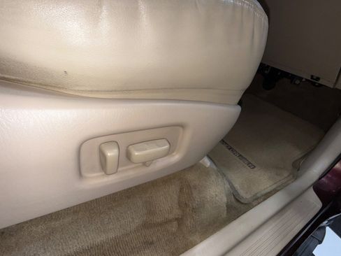Used 2000 Toyota Land Cruiser AWD/4WD image 75