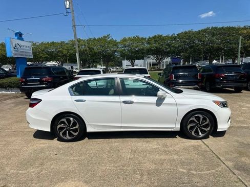 Used 2016 Honda Accord EX-L image 4