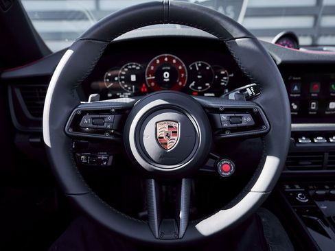 Used 2026 Porsche 911 Carrera GTS w/ Premium Package image 45