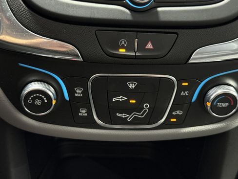 Used 2024 Chevrolet Equinox LS w/ LS Convenience Package FWD image 22