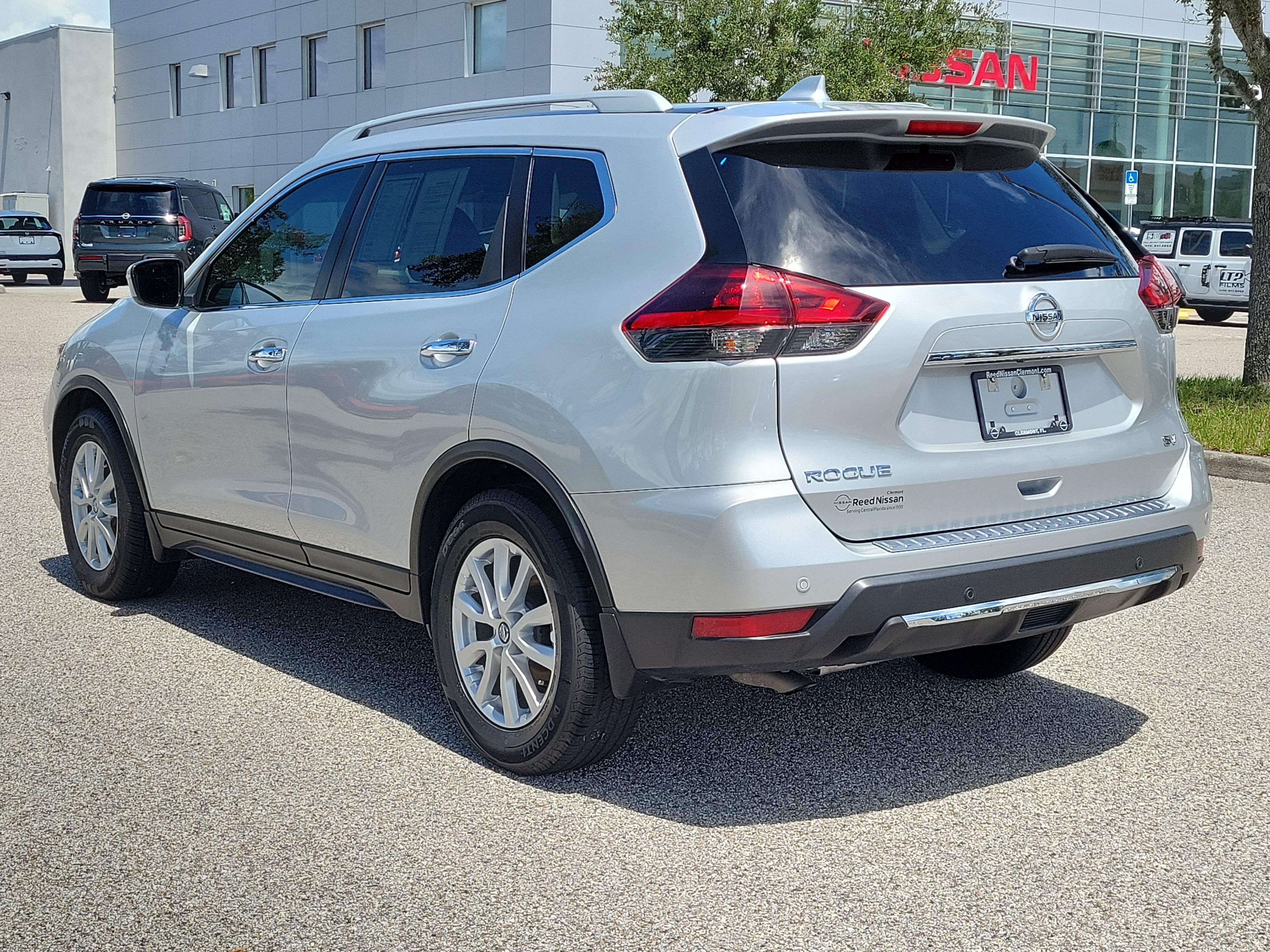 Certified 2020 Nissan Rogue SV FWD image 8