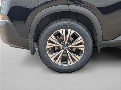 Used 2023 Nissan Rogue SV FWD image 23