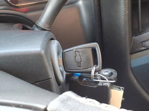 Used 2014 Chevrolet Silverado 1500 LT w/ LT Convenience Package image 20