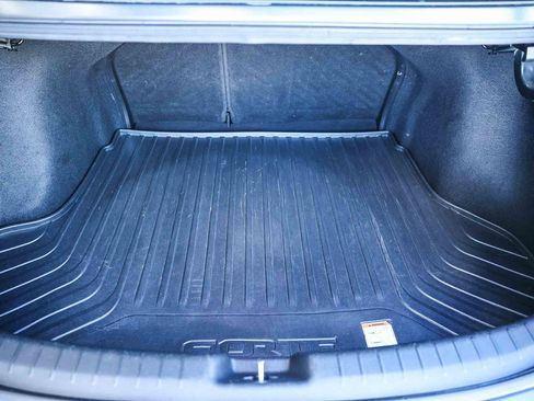 Used 2022 Kia Forte LXS image 31