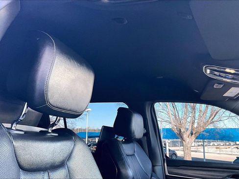 Used 2023 Jeep Wagoneer Series III w/ Rear Seat Video Group 1 image 19