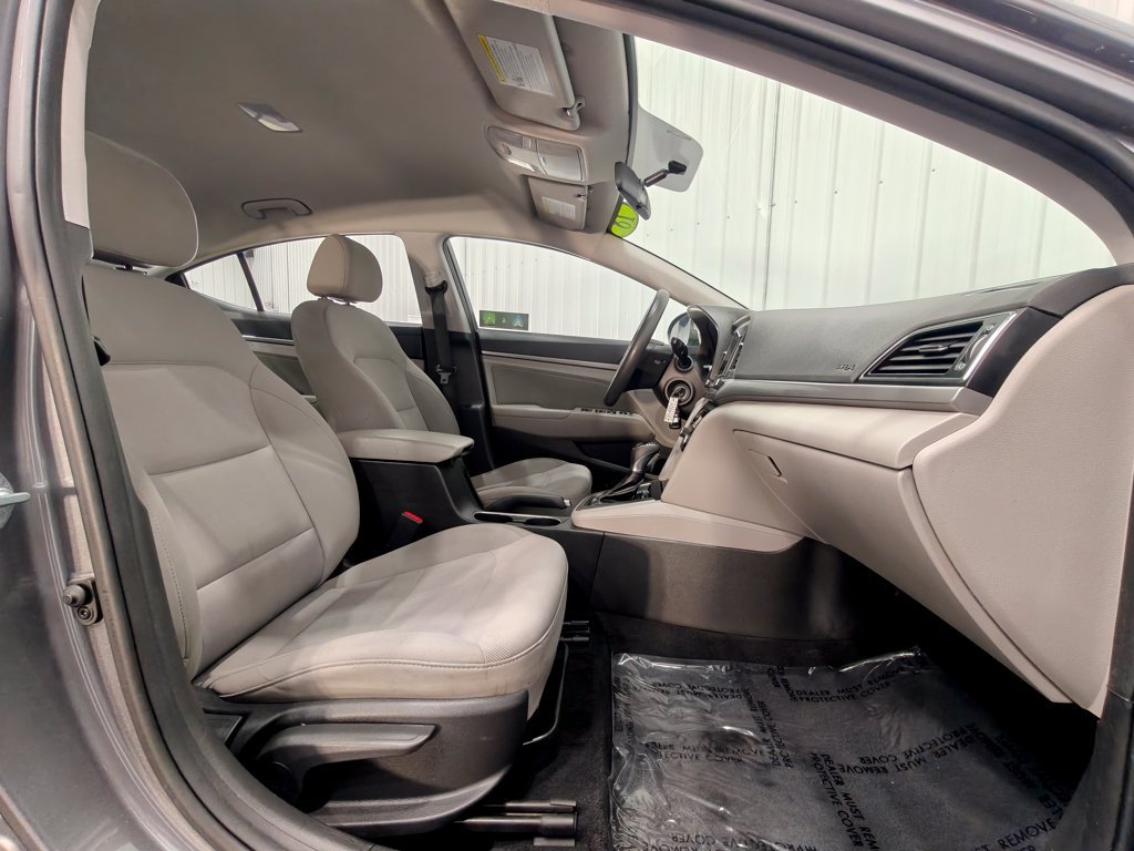 Used 2018 Hyundai Elantra SEL FWD image 18