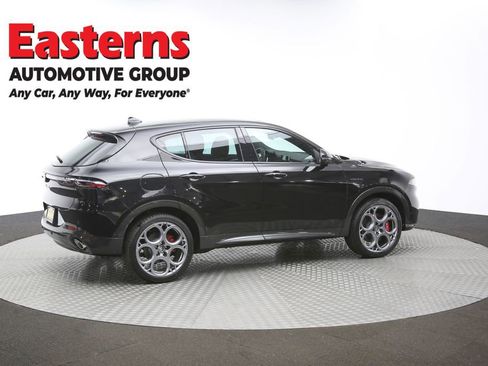 Used 2024 Alfa Romeo Tonale Veloce AWD/4WD image 40