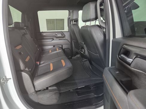 Used 2025 GMC Sierra 2500 AT4 AWD/4WD image 29