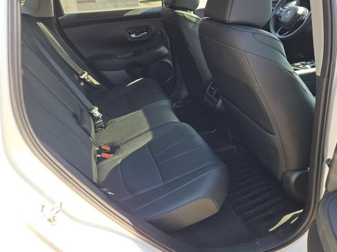 Used 2025 Acura ADX AWD image 11